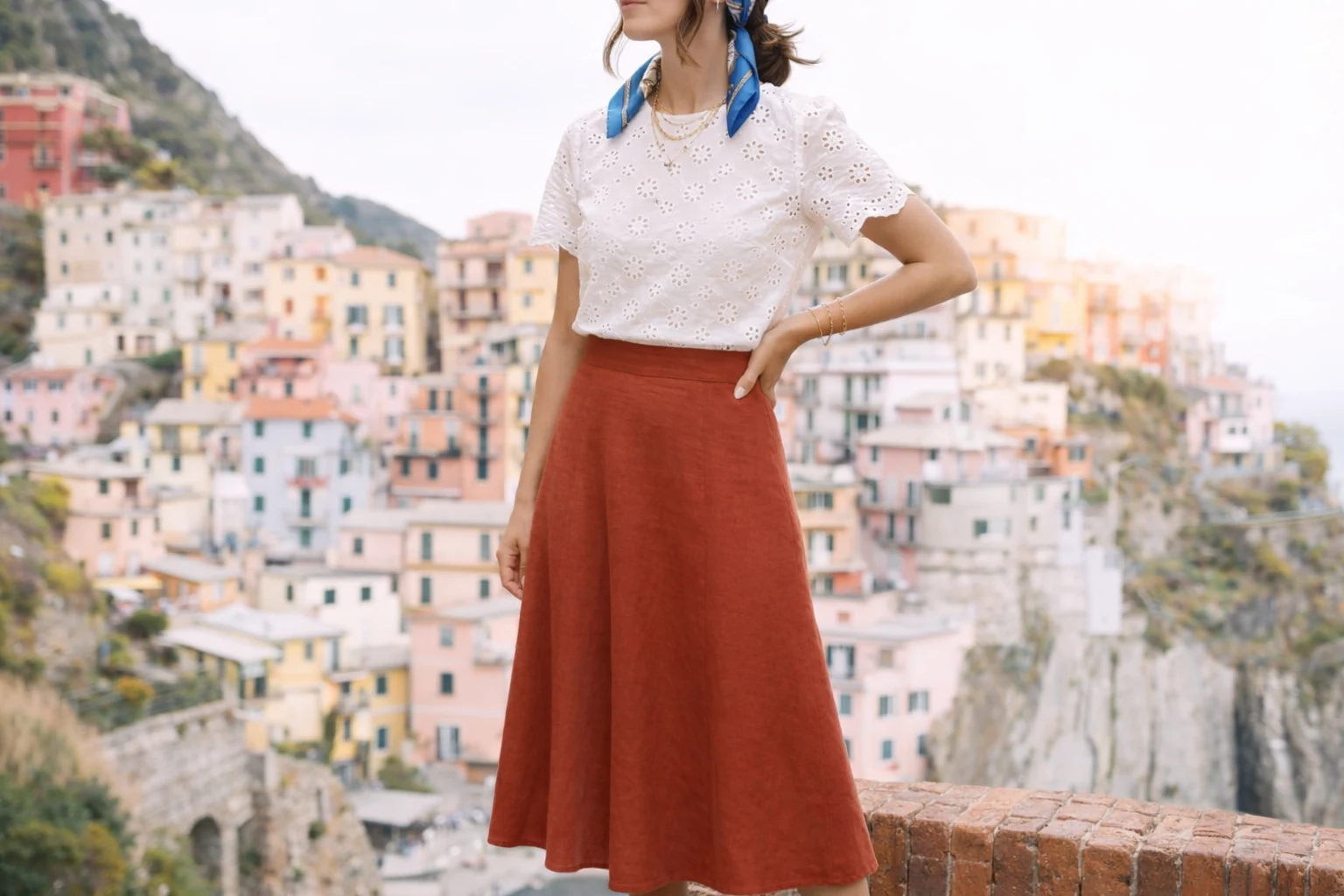 Cinque Terre outfit strategy — blend in in #B05D48
